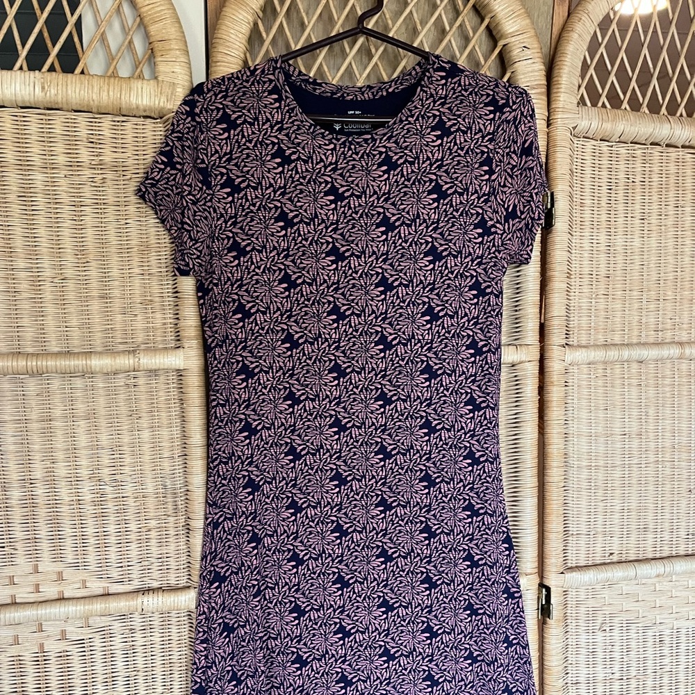 NWOT Coolibar Dounelle Maxi Dress - UPF 50+ Navy and Pink Patterned Dress - Picture 6 of 9